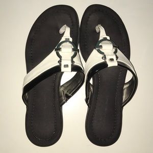 Bandolino Black and White Sandals